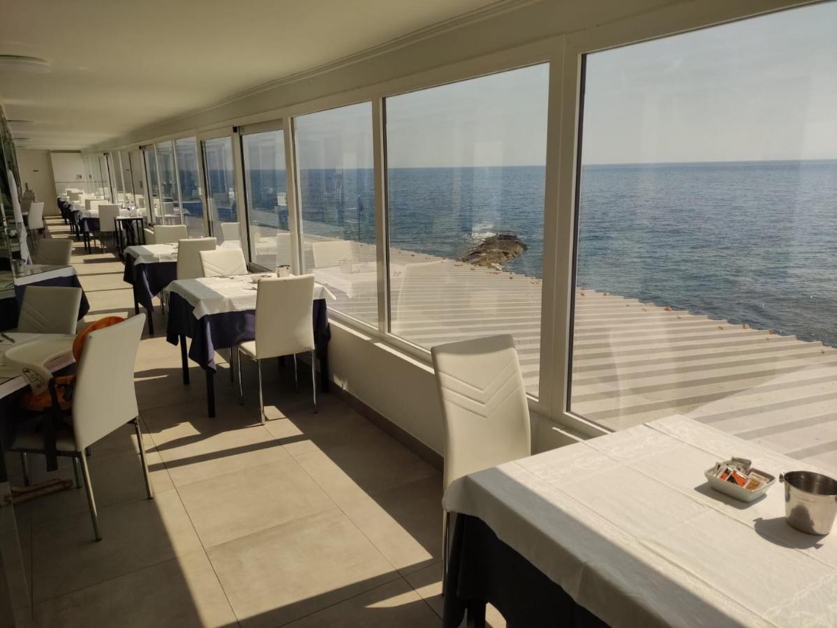 Hotel La Perla Del Capo Ospedaletti Extérieur photo