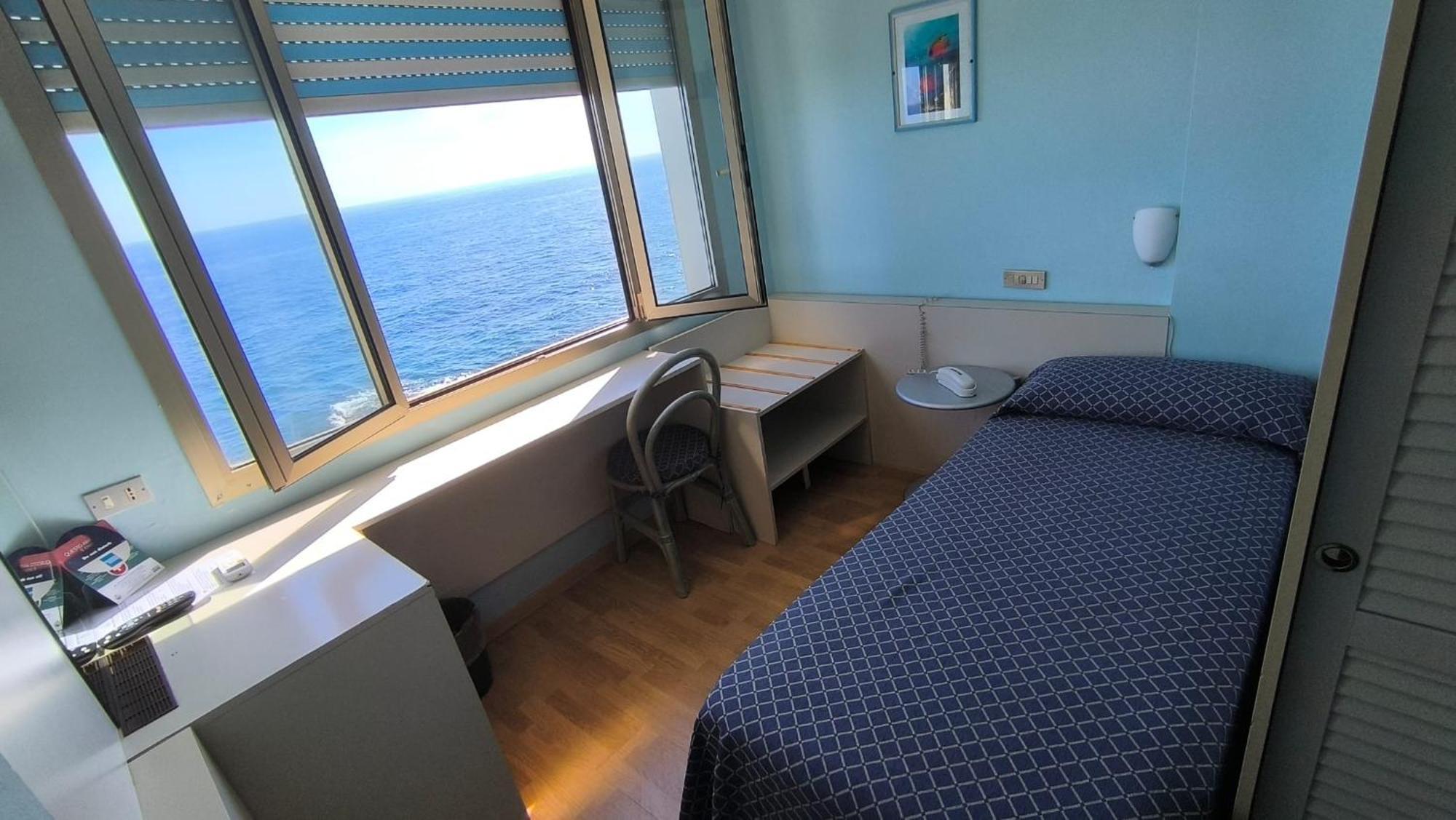 Hotel La Perla Del Capo Ospedaletti Extérieur photo