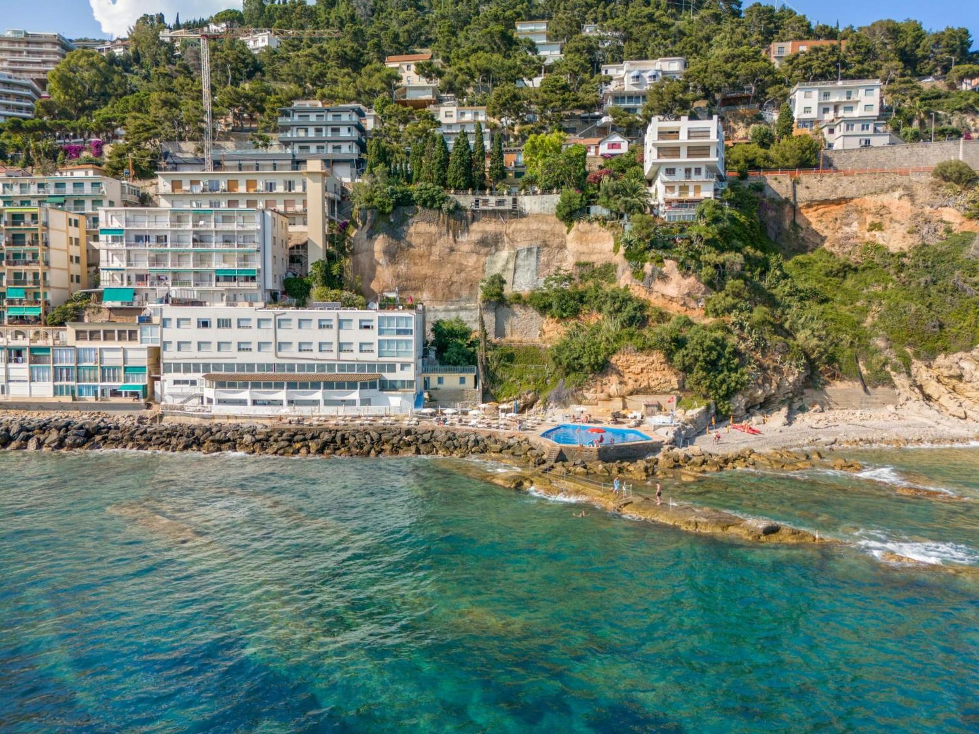 Hotel La Perla Del Capo Ospedaletti Extérieur photo