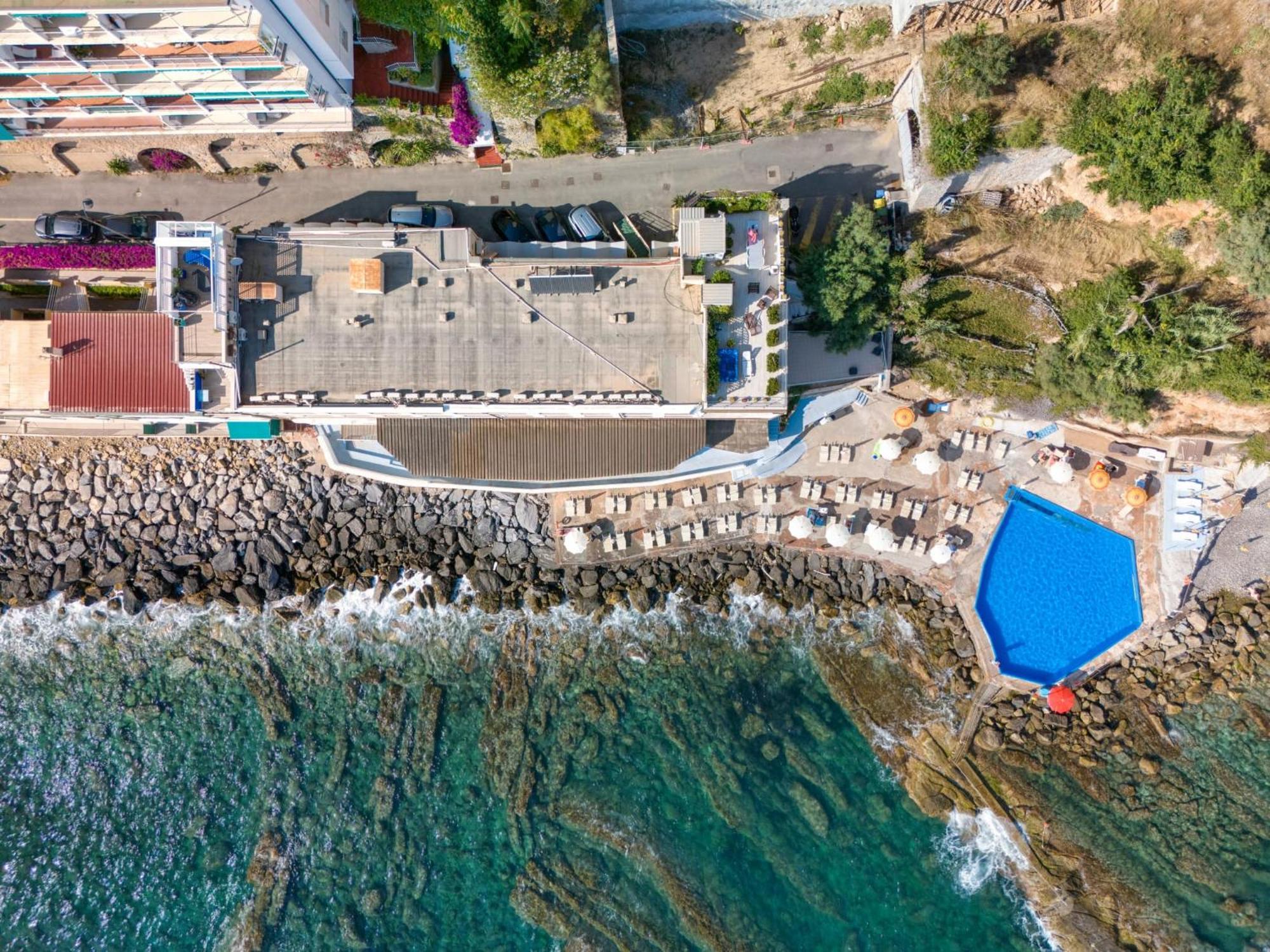 Hotel La Perla Del Capo Ospedaletti Extérieur photo