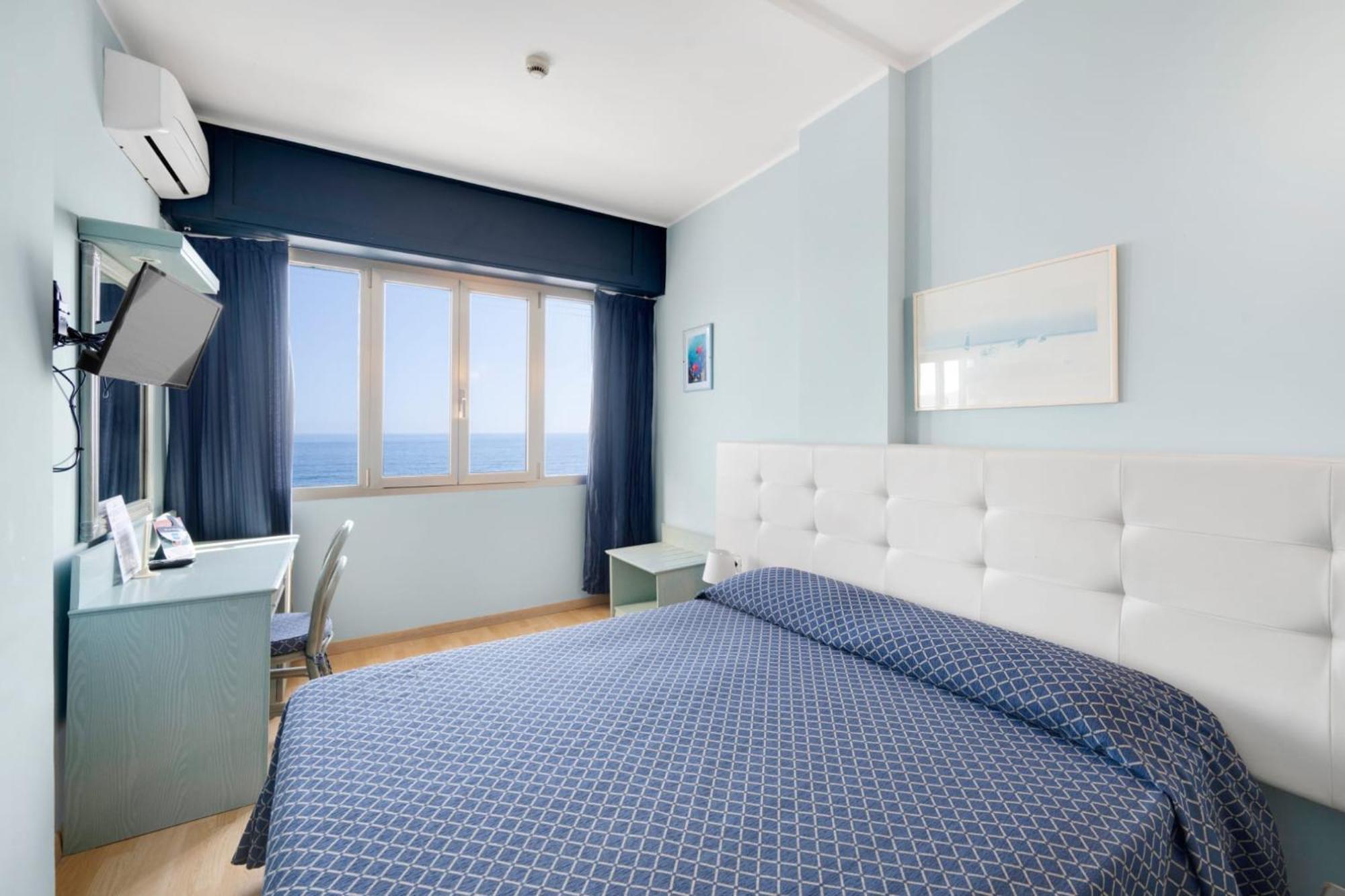 Hotel La Perla Del Capo Ospedaletti Extérieur photo