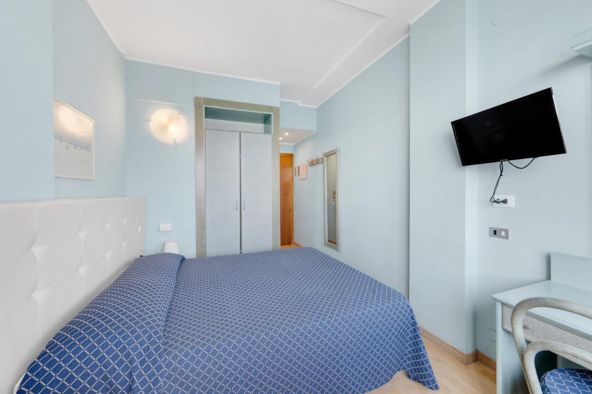 Hotel La Perla Del Capo Ospedaletti Extérieur photo