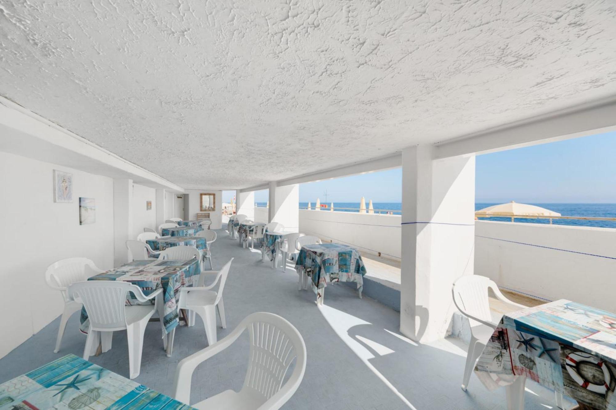 Hotel La Perla Del Capo Ospedaletti Extérieur photo